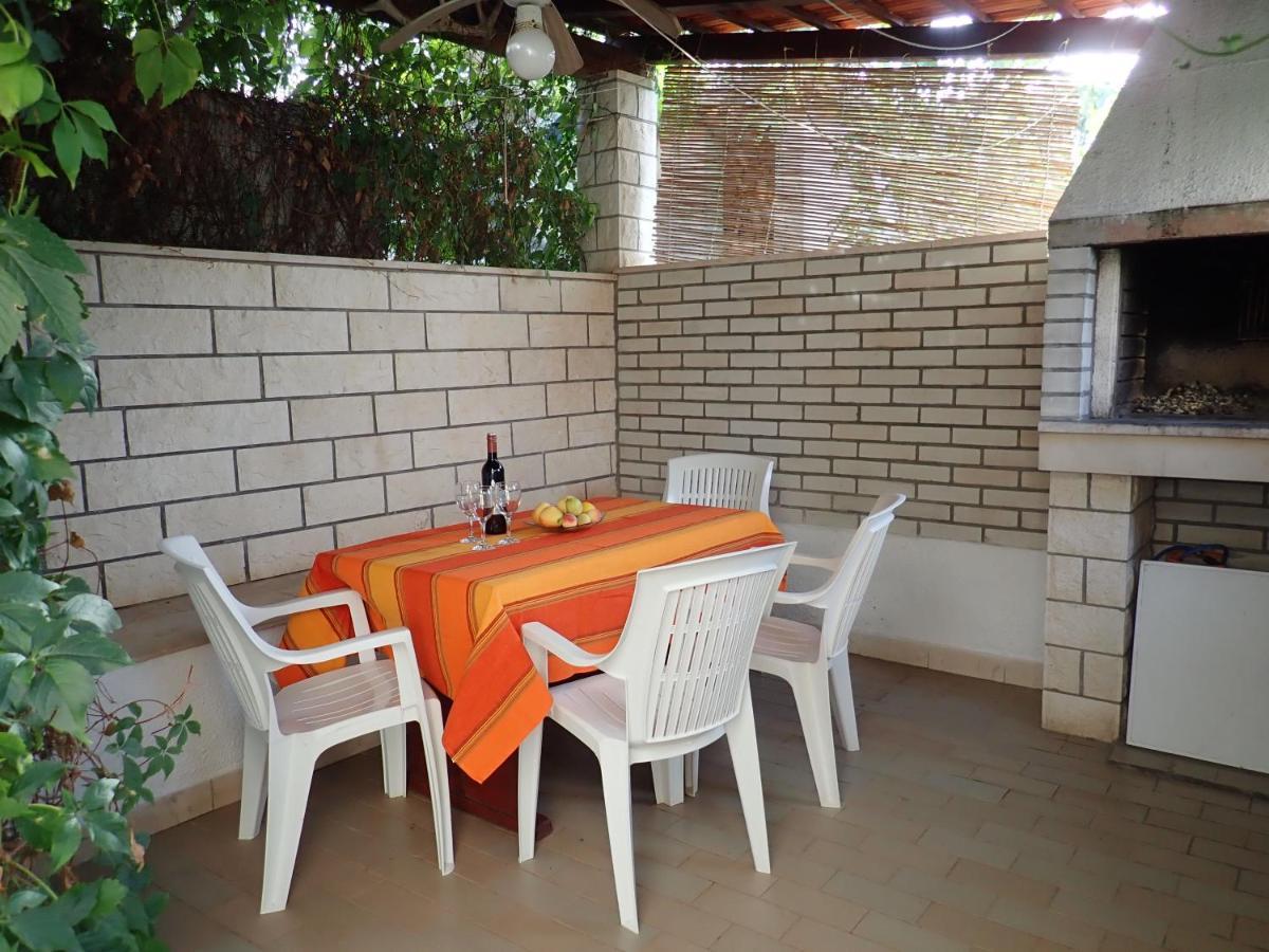 Katja Beach Apartment Račišće Exterior foto